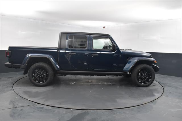 new 2025 Jeep Gladiator car, priced at $45,435