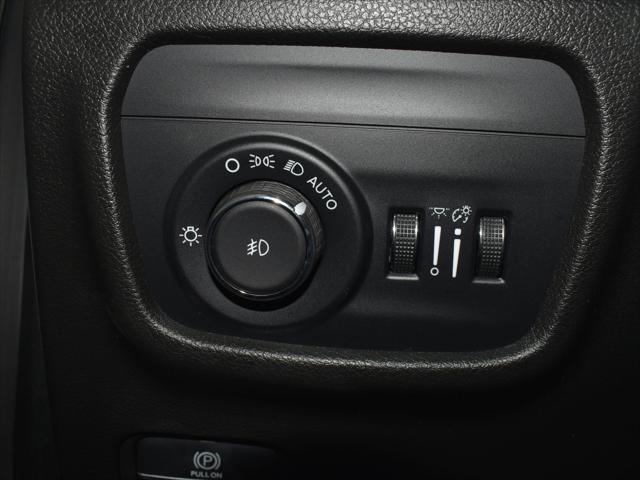 used 2023 Jeep Grand Cherokee L car, priced at $35,598