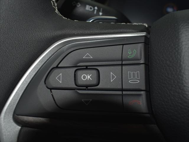 new 2025 Jeep Grand Cherokee car, priced at $51,180