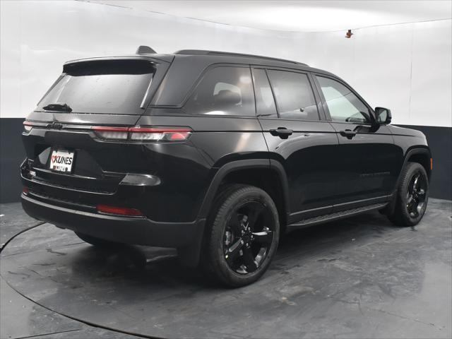 new 2025 Jeep Grand Cherokee car, priced at $51,180