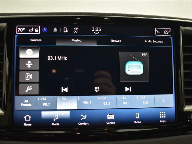 used 2022 Chrysler Pacifica car, priced at $21,307
