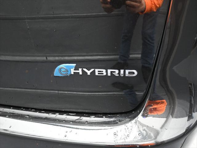 used 2023 Chrysler Pacifica Hybrid car