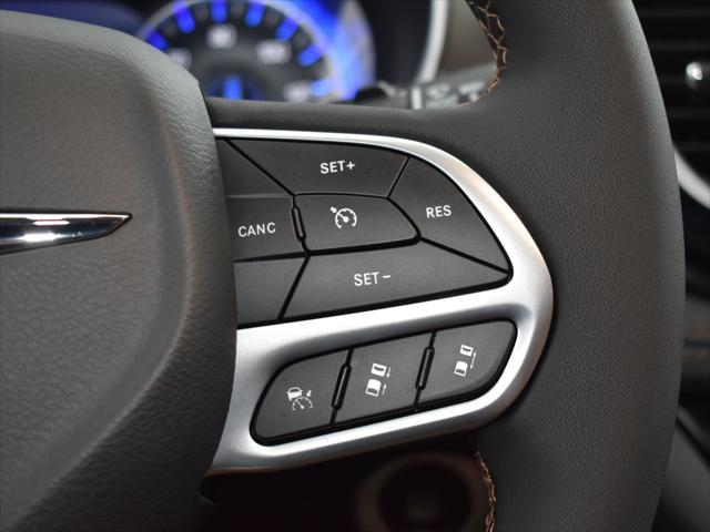 new 2025 Chrysler Pacifica car, priced at $54,901