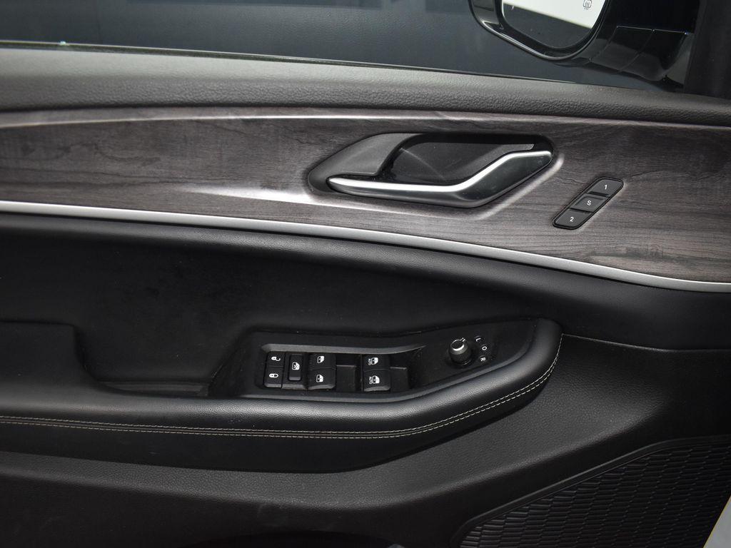 used 2023 Jeep Grand Cherokee L car, priced at $30,887