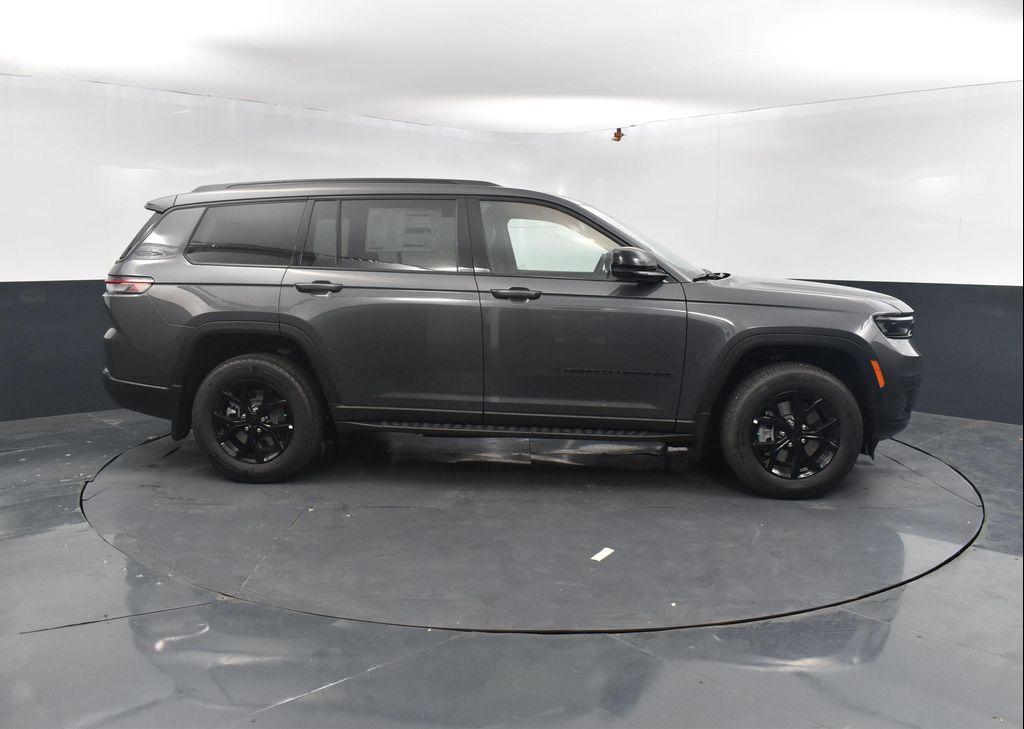 new 2025 Jeep Grand Cherokee L car, priced at $44,674