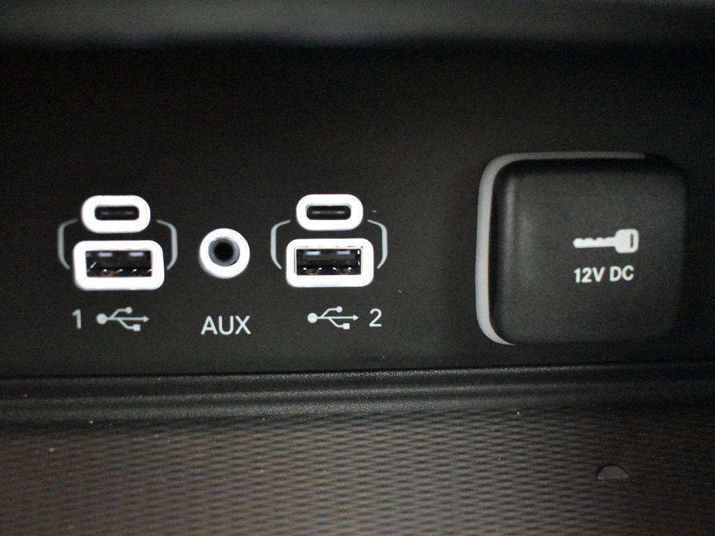 new 2025 Jeep Grand Cherokee L car, priced at $44,674