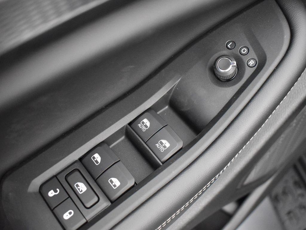 new 2025 Jeep Grand Cherokee L car, priced at $44,674