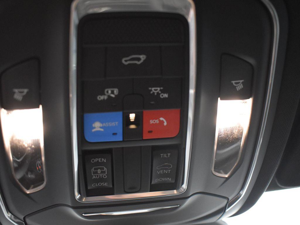 new 2025 Jeep Grand Cherokee L car, priced at $44,674