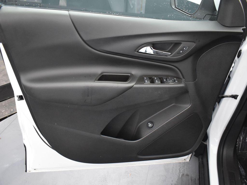 used 2024 Chevrolet Equinox car, priced at $23,343