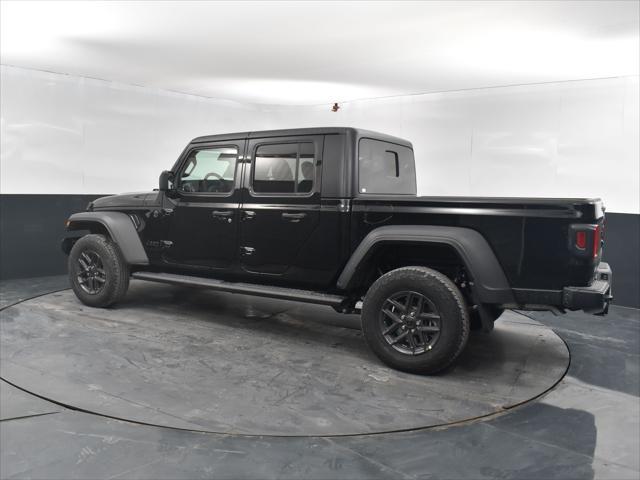 new 2025 Jeep Gladiator car, priced at $47,923