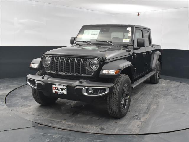 new 2025 Jeep Gladiator car, priced at $47,923