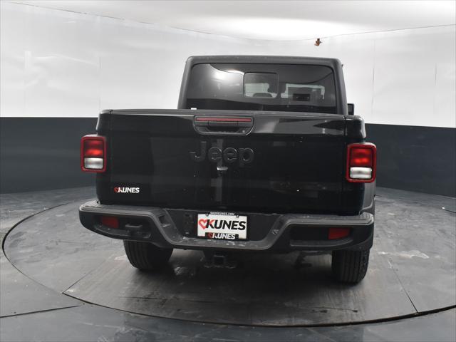 new 2025 Jeep Gladiator car, priced at $47,923