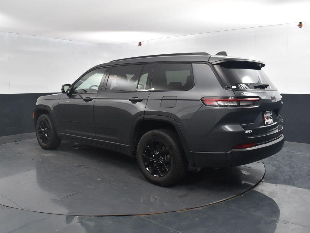 used 2024 Jeep Grand Cherokee L car, priced at $31,127