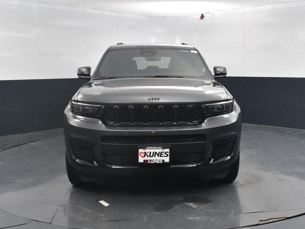 used 2024 Jeep Grand Cherokee L car, priced at $31,127