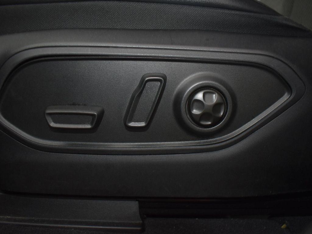 used 2024 Jeep Grand Cherokee L car, priced at $31,127