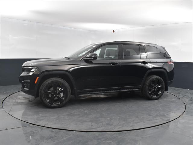 new 2025 Jeep Grand Cherokee car, priced at $52,941