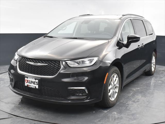 used 2022 Chrysler Pacifica car, priced at $22,087