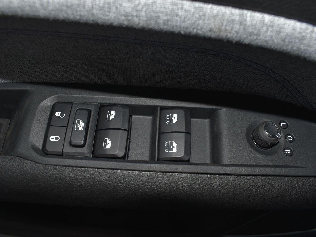 new 2025 Jeep Compass car, priced at $28,403