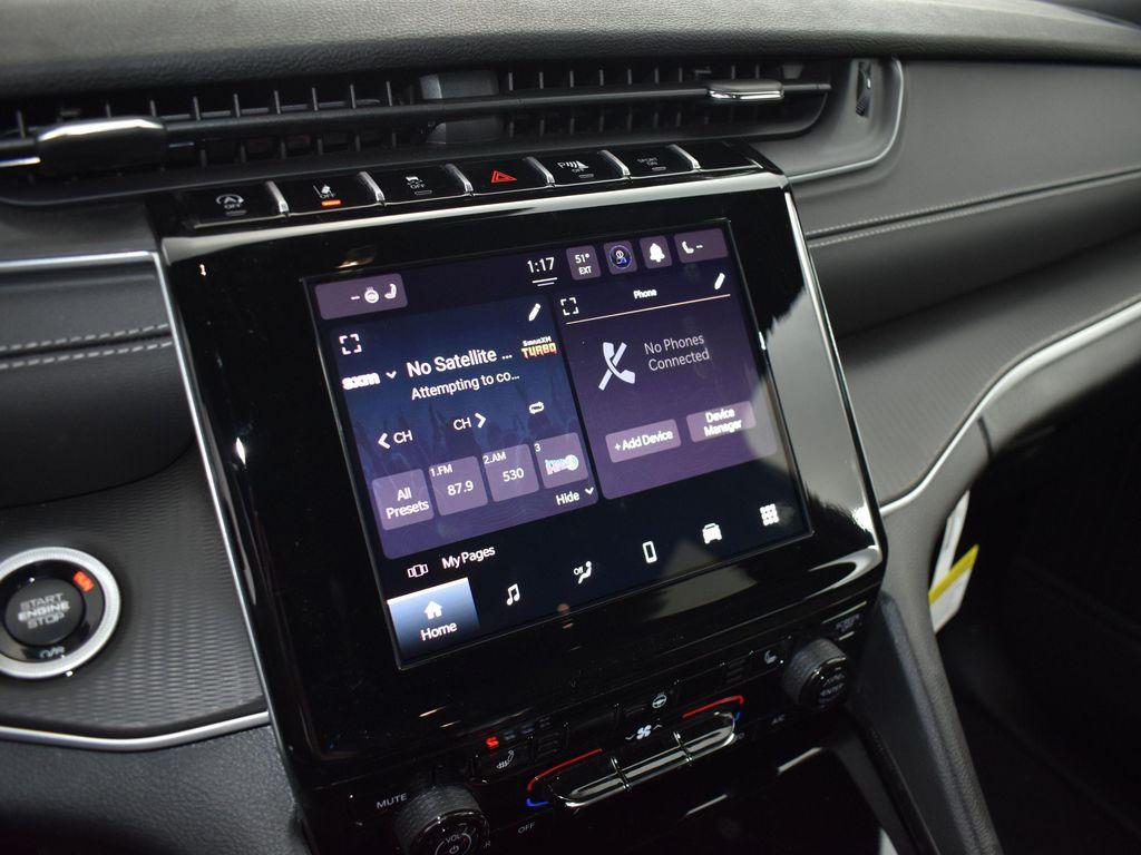 new 2025 Jeep Grand Cherokee car, priced at $48,220