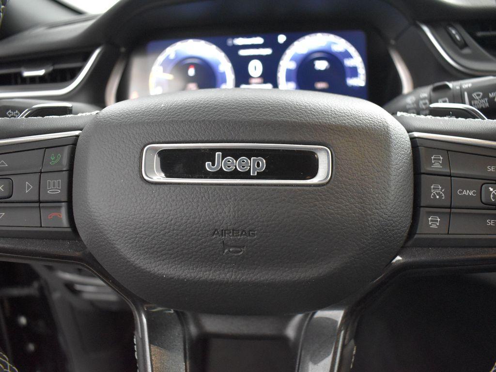used 2023 Jeep Grand Cherokee car, priced at $33,110