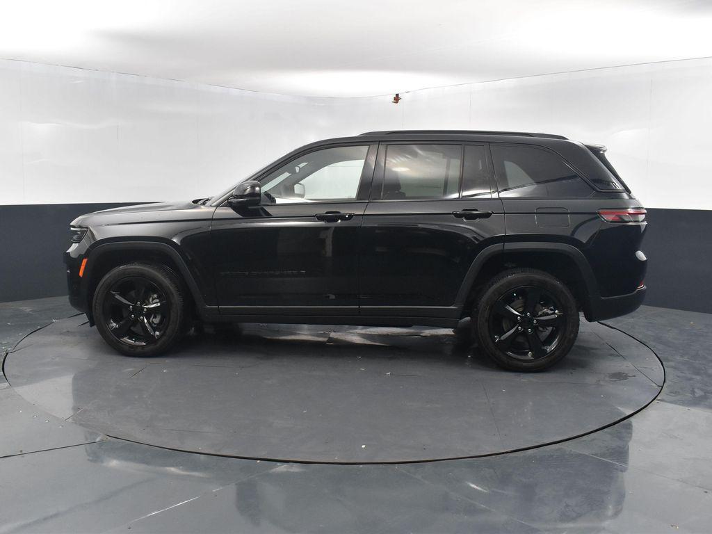 used 2023 Jeep Grand Cherokee car, priced at $33,110