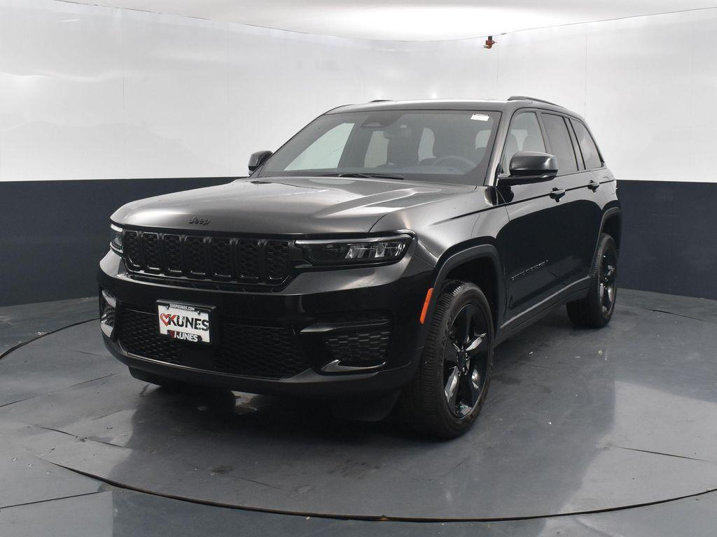 used 2023 Jeep Grand Cherokee car, priced at $33,110