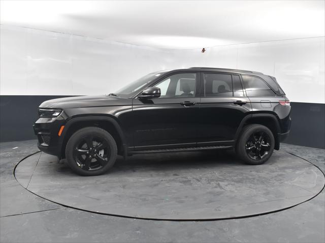 new 2025 Jeep Grand Cherokee car, priced at $45,950