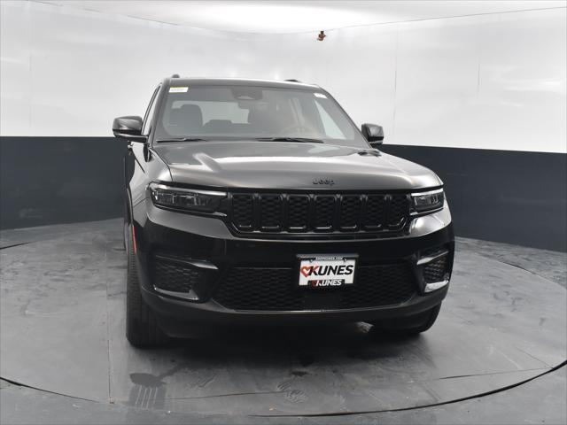 new 2025 Jeep Grand Cherokee car, priced at $45,950