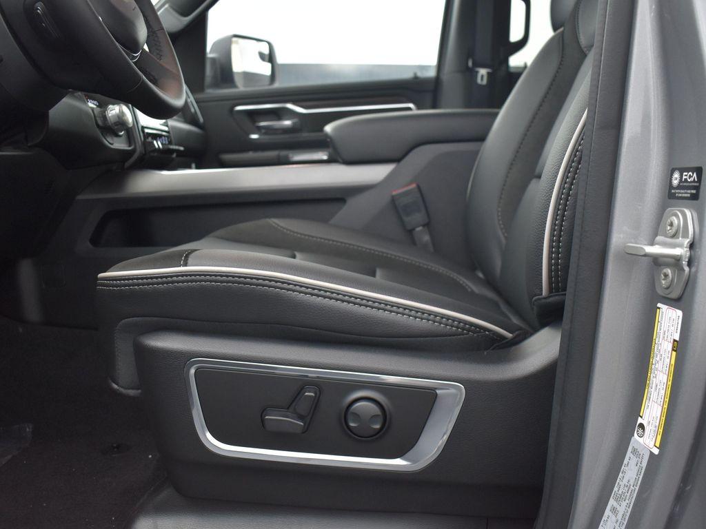 new 2025 Ram 1500 car, priced at $68,580