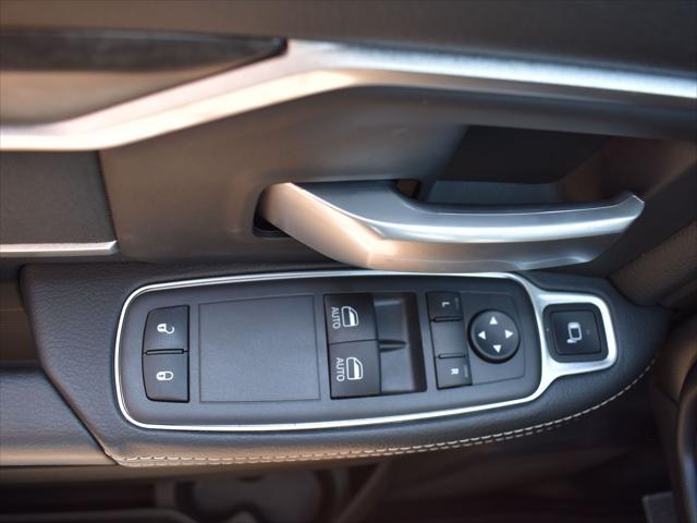 used 2024 Jeep Grand Cherokee L car, priced at $33,334