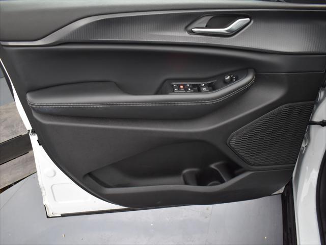 used 2024 Jeep Grand Cherokee L car, priced at $33,334