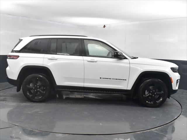 new 2025 Jeep Grand Cherokee car, priced at $45,346