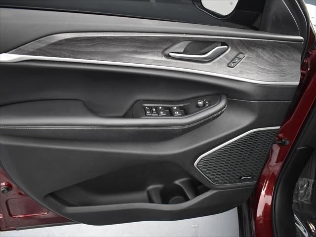 used 2021 Jeep Grand Cherokee L car, priced at $29,598
