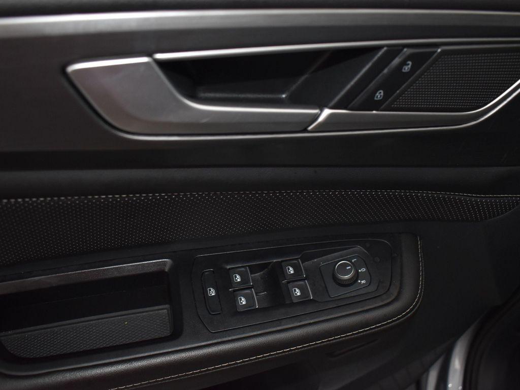 used 2024 Volkswagen Atlas Cross Sport car, priced at $32,525