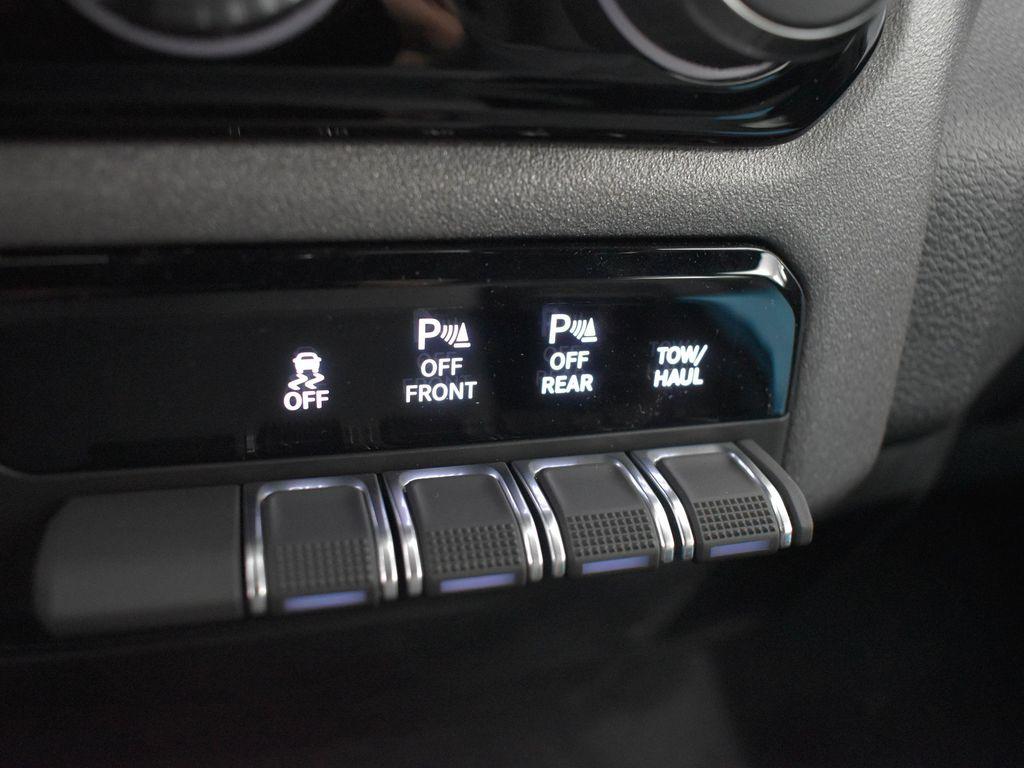 new 2025 Ram 1500 car, priced at $43,147
