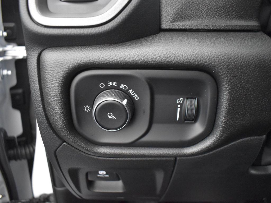 new 2025 Ram 1500 car, priced at $43,147