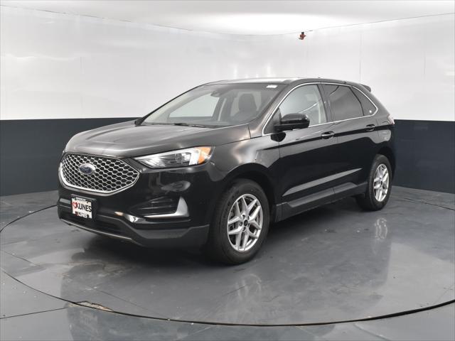 used 2024 Ford Edge car, priced at $25,556