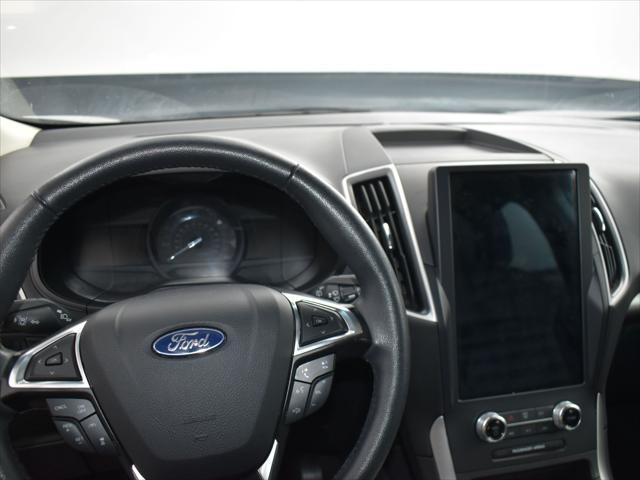 used 2024 Ford Edge car, priced at $25,556