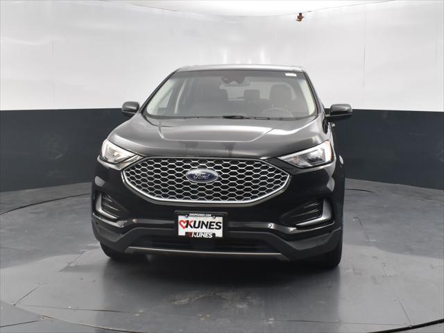 used 2024 Ford Edge car, priced at $25,556