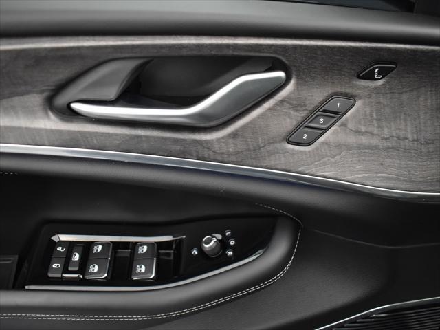 used 2022 Jeep Grand Cherokee car, priced at $40,467