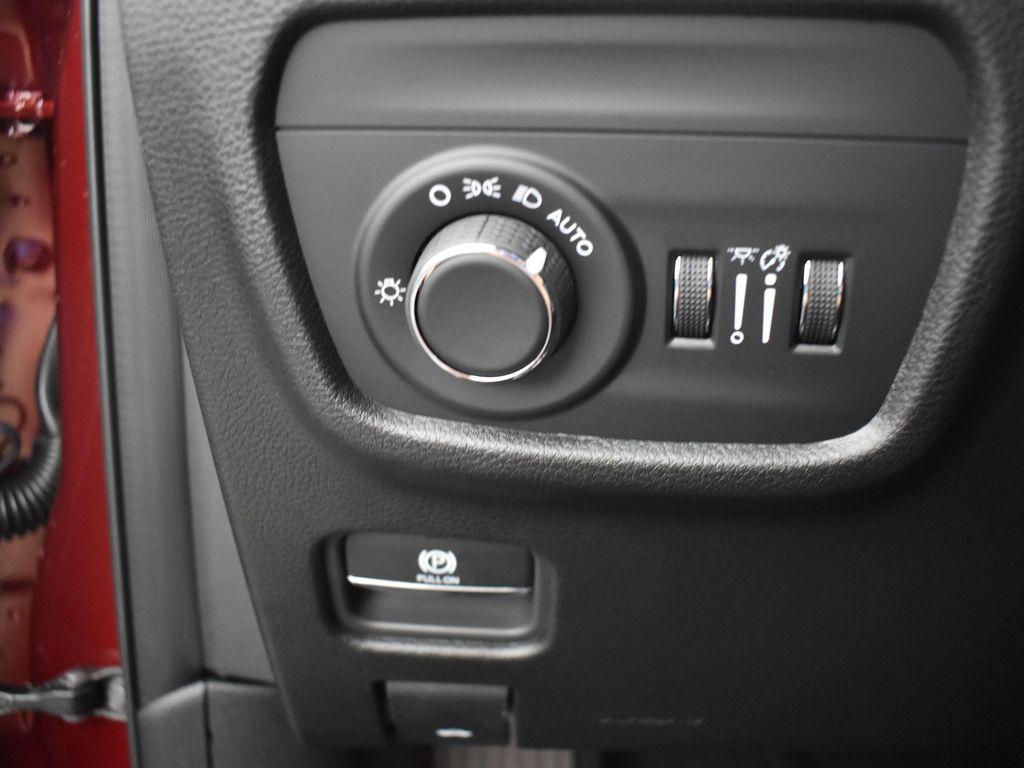 new 2025 Jeep Grand Cherokee L car, priced at $43,667