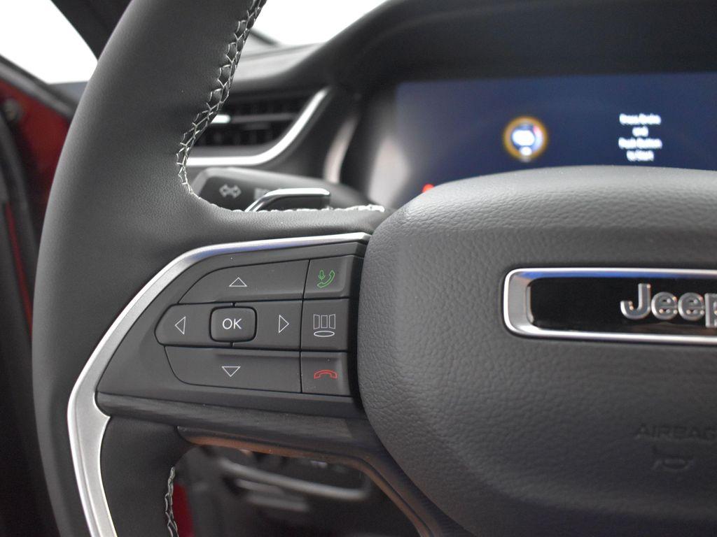 new 2025 Jeep Grand Cherokee L car, priced at $43,667