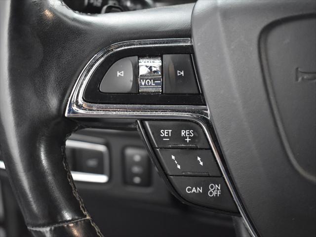 used 2021 Lincoln Navigator car, priced at $41,225
