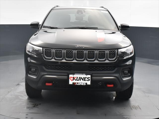 new 2024 Jeep Compass car, priced at $37,414