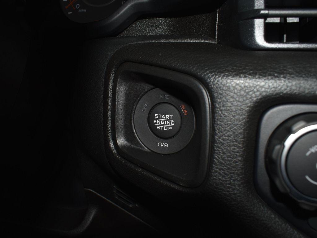 new 2025 Jeep Gladiator car, priced at $47,604