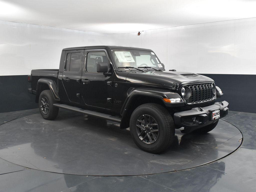 new 2025 Jeep Gladiator car, priced at $47,604