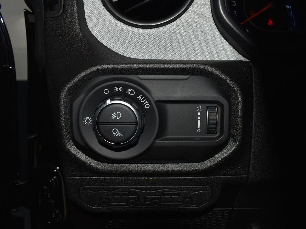 new 2025 Jeep Gladiator car, priced at $47,604