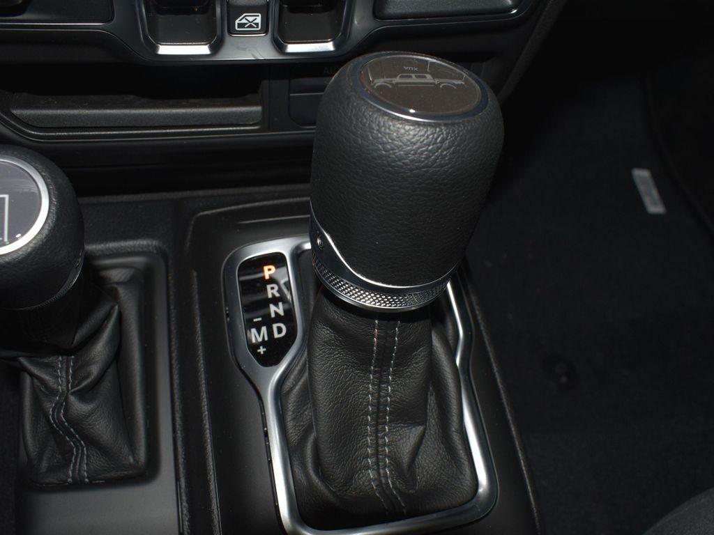 new 2025 Jeep Gladiator car, priced at $47,604