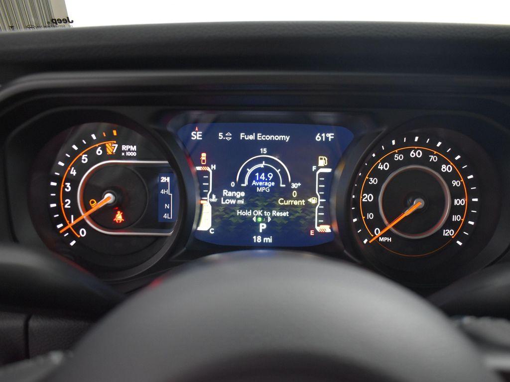 new 2025 Jeep Gladiator car, priced at $47,604