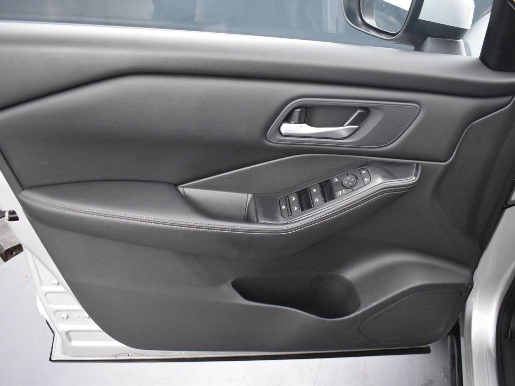 used 2024 Nissan Rogue car, priced at $22,402